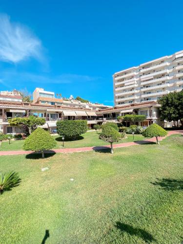 Cozy & Sunny Carihuela Park
