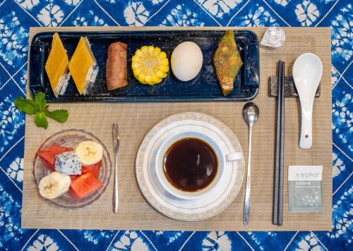 Makanan di atau berdekatan the country house
