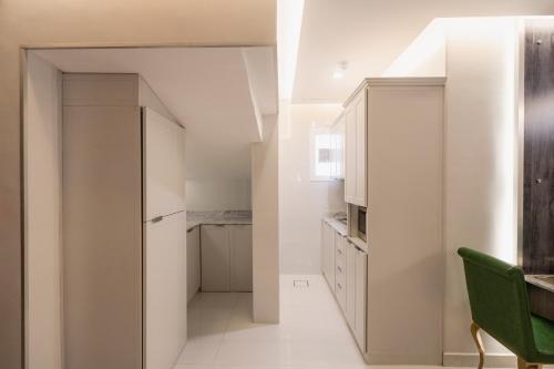 Dapur atau dapur kecil di Wahaj Hotel Apartments 2