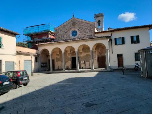 Budova, kde se prázdninový dům nachází