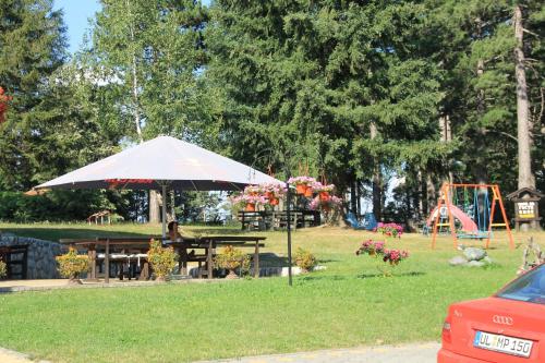 Gallery image of Zlatiborske brvnare in Zlatibor