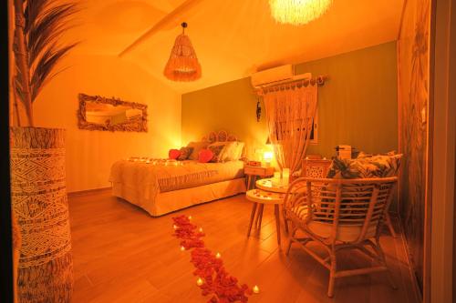 Ô Balinais mini villa avec spa et piscine chauffée privative Marseille photo 27
