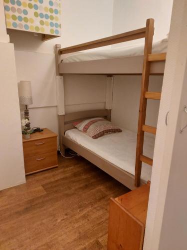 studio chambre cabine proche de tous les sites et commodités