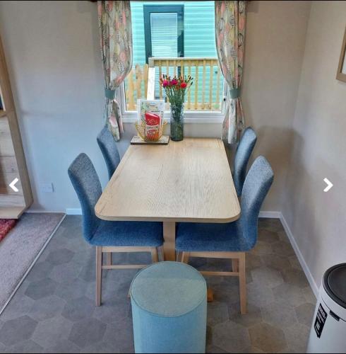 Χώρος καθιστικού στο Appleblossom Lodge, Lido Leisure Park, Knaresborough
