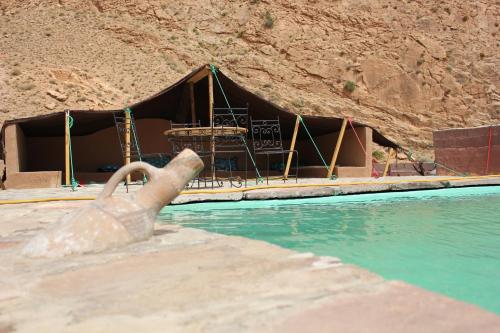 Kasbah lucasの敷地内または近くにあるプール