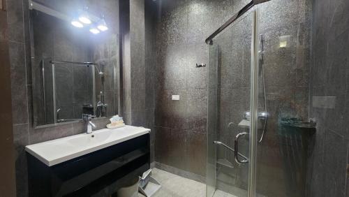 O baie la Oasis Garden & Pool Villa at VIP Resort