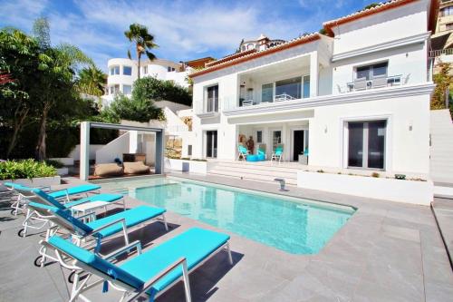 El Olivo - villa with stunning views and private pool in Benissa