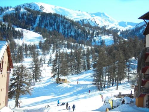 T2 six couchages, exposé sud, sur les pistes