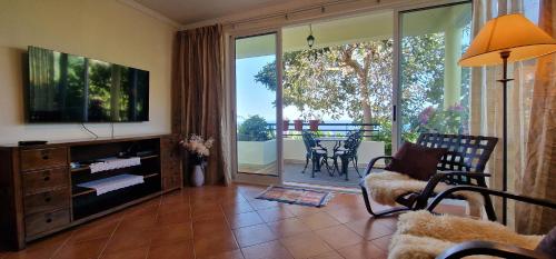Sunny Arco Retreat