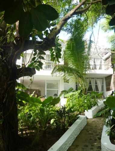 Bliss Boutique Hotel Seychellesにある庭