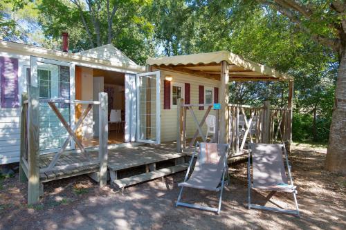 Fotografie z fotogalerie ubytování Camping La Pinède v destinaci Gréoux-les-Bains