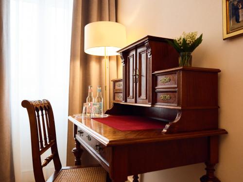 Hotel Lindenufer Image