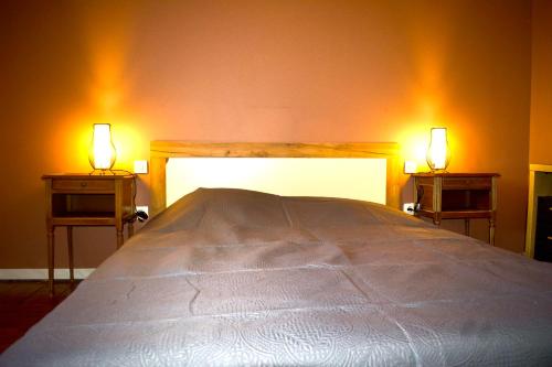 Postel nebo postele na pokoji v ubytování La Domus Lemaitre 7, WIFI, 2 chambres, parking