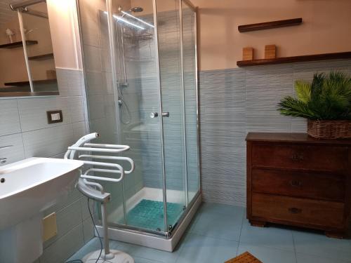 Koupelna v ubytování Luxury Panoramic Loft with heated pool near Catania, Taormina, the Sea and Mount Etna by SicilianRelaxingHomes