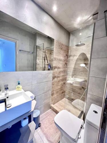 Modern 3BR Flat in Athens Center