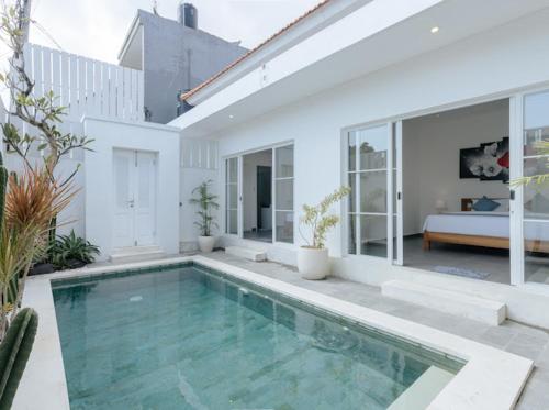 Bazén v ubytování Villa Gajah By Hospitality Bali nebo v jeho okolí