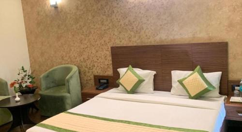 Super tech hotel