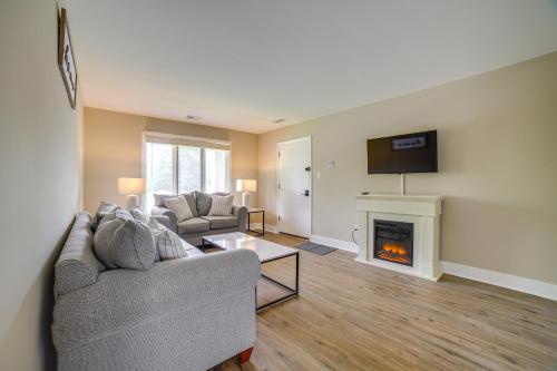 Gallery image of Renovated Munster Condo - 15 Mi to Lake Michigan! in Munster