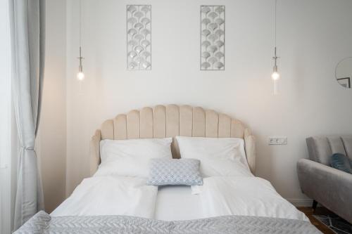 D71- Deluxe Boutique Apartments, Best Location by BQA 1077 Budapest, 71 Dob utca kép - 3