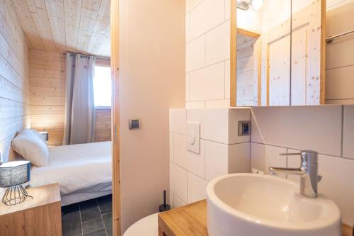 Alpe d'Huez Houses - Chalet Gustave - Beau chalet 4 chambres 50m piste Huez Express photo 3
