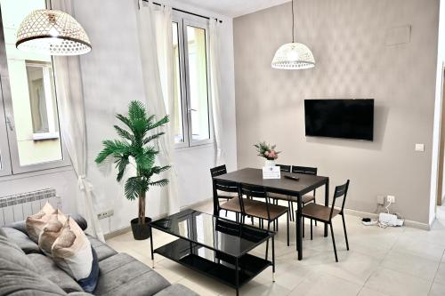 For You Rentals Céntrico apartamento TEMPORAL en la Calle Infanta DIN131A