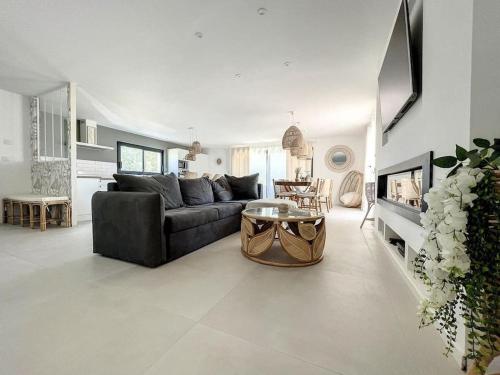 Фотография из галереи Well’Home Bali - Superbe villa au Nord de Toulouse в городе Mirepoix-sur-Tarn