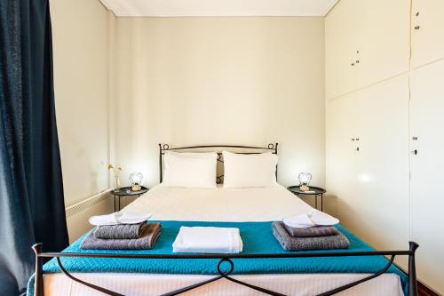 Vicky's Cozy Nest, Your Home by the Sea