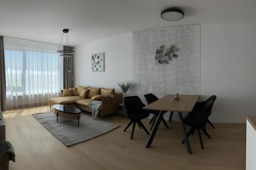Amazing brand new Apartment with parking