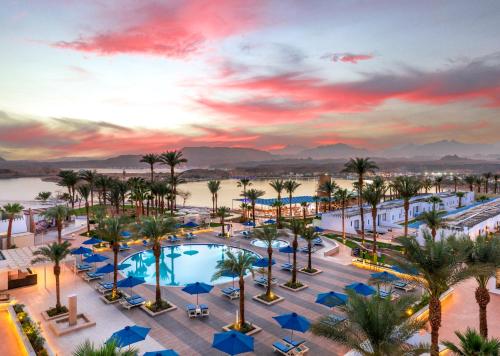 Albatros Sharm Resort - By Pickalbatrosの敷地内または近くにあるプール