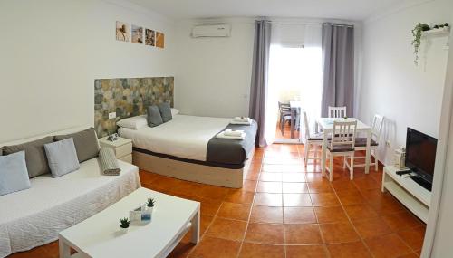 Benalbeach Casa Kito Suite 1ª Línea de playa