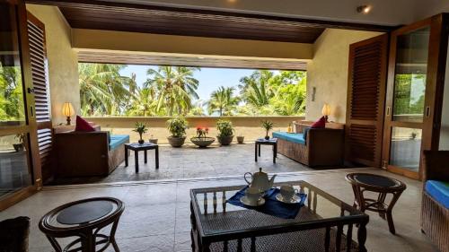 Ruang duduk di Khomba Lodge