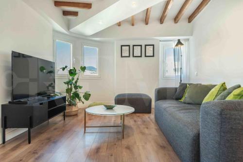 Modern apartment next to the Cervantes Theatre by REMS photo 13