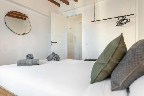 Modern apartment next to the Cervantes Theatre by REMS photo 21