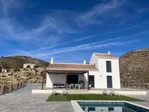 Vivienda en Granada, Cortijo Balcón Cotobro, Almuñécar, Casa con piscina y vistas increíbles