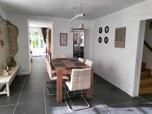 Χώρος καθιστικού στο Chambres d'hôtes B&B - Mas Cinq Sols