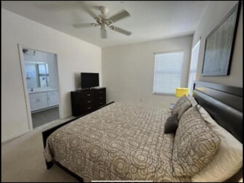 5 Bedroom House in a Golf resort community near Disney Parks & Universal Studios photo 14