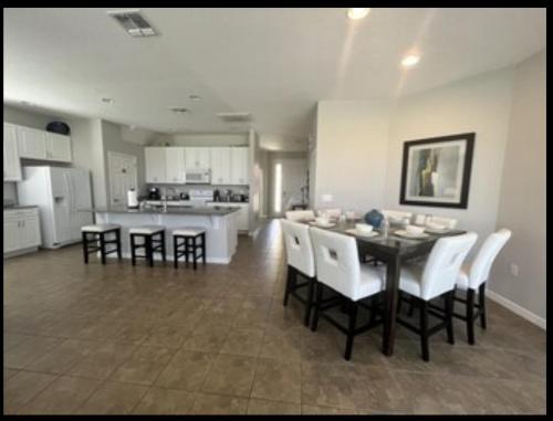 5 Bedroom House in a Golf resort community near Disney Parks & Universal Studios photo 19