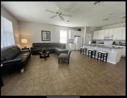 5 Bedroom House in a Golf resort community near Disney Parks & Universal Studios photo 25