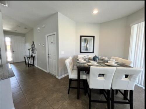 5 Bedroom House in a Golf resort community near Disney Parks & Universal Studios photo 28