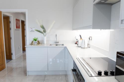 Luxury Cardiff City Centre Apartments photo 8