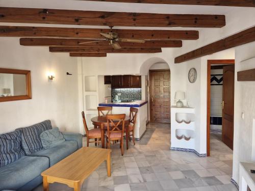 Apartamento dos habitaciones playa Torrevieja