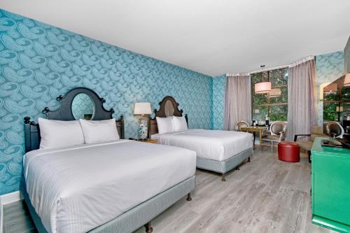 Hotel Fiona Image