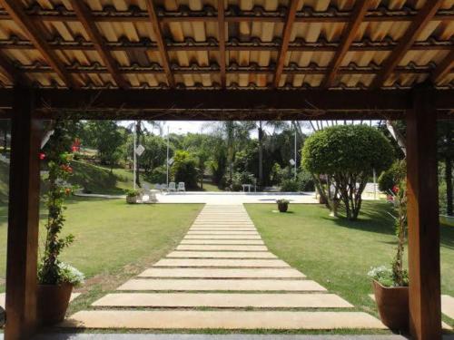 Gallery image of Casa Guacuri - Casa de temporada e eventos - apartamentos com suítes - Piscinas e Amplo Estacionamento in Itupeva