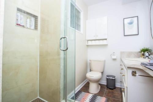 Private 2 bed in a cottage – Photos 3