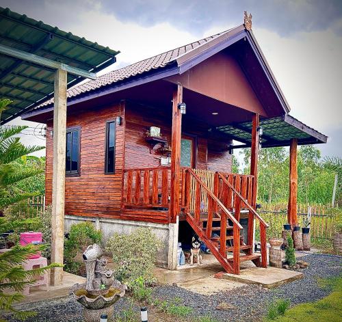 Κήπος έξω από το PJ Kingdom Camps บ้านพักตากอากาศ ยินดีต้อนรับสัตว์เลี้ยง