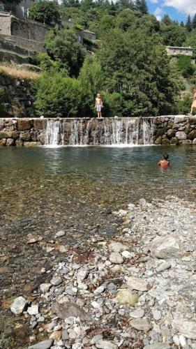 Φυσικό τοπίο κοντά σε αυτή η παραθεριστική κατοικία