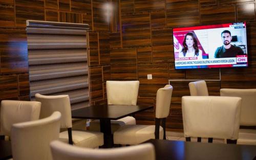 Tevom Hotel and Suite – Photos 2