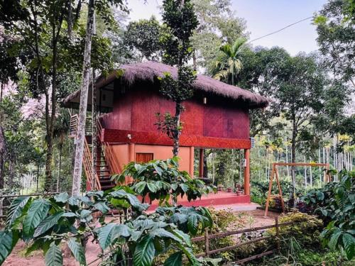 Jardín al aire libre en KURUVA SHORELINE WAYANAD