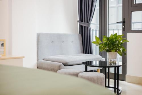 Χώρος καθιστικού στο 9 LIGHT APARTMENT