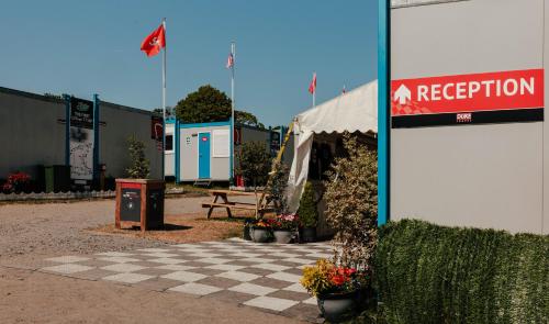 Φωτογραφία από το άλμπουμ του IOMTT Village at Isle of Man TT σε Douglas
